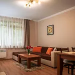 Lusi Holiday, смолянски езера *