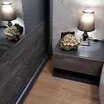 Apartment Lusi Holiday, смолянски езера