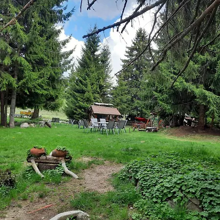 Lusi Holiday, смолянски езера Apartment *