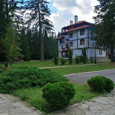Lusi Holiday, смолянски езера * Szmoljan
