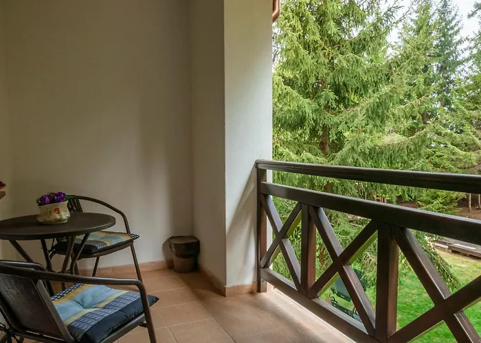 Lusi Holiday, смолянски езера * スモーリャン