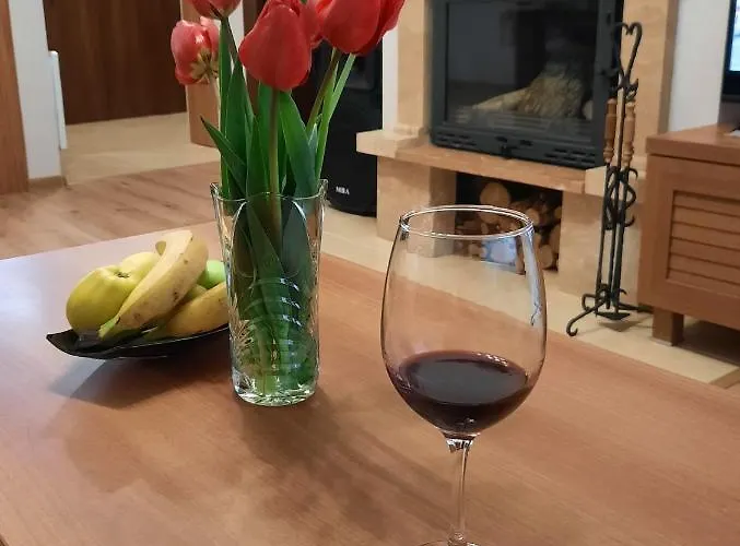 Lusi Holiday, смолянски езера