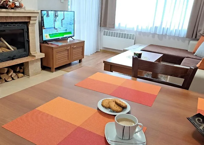 Lusi Holiday, смолянски езера スモーリャン