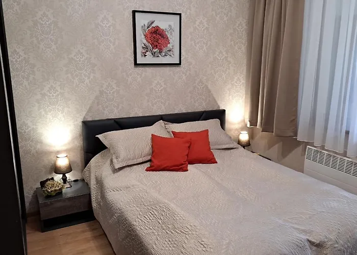 Lusi Holiday, смолянски езера アパート スモーリャン